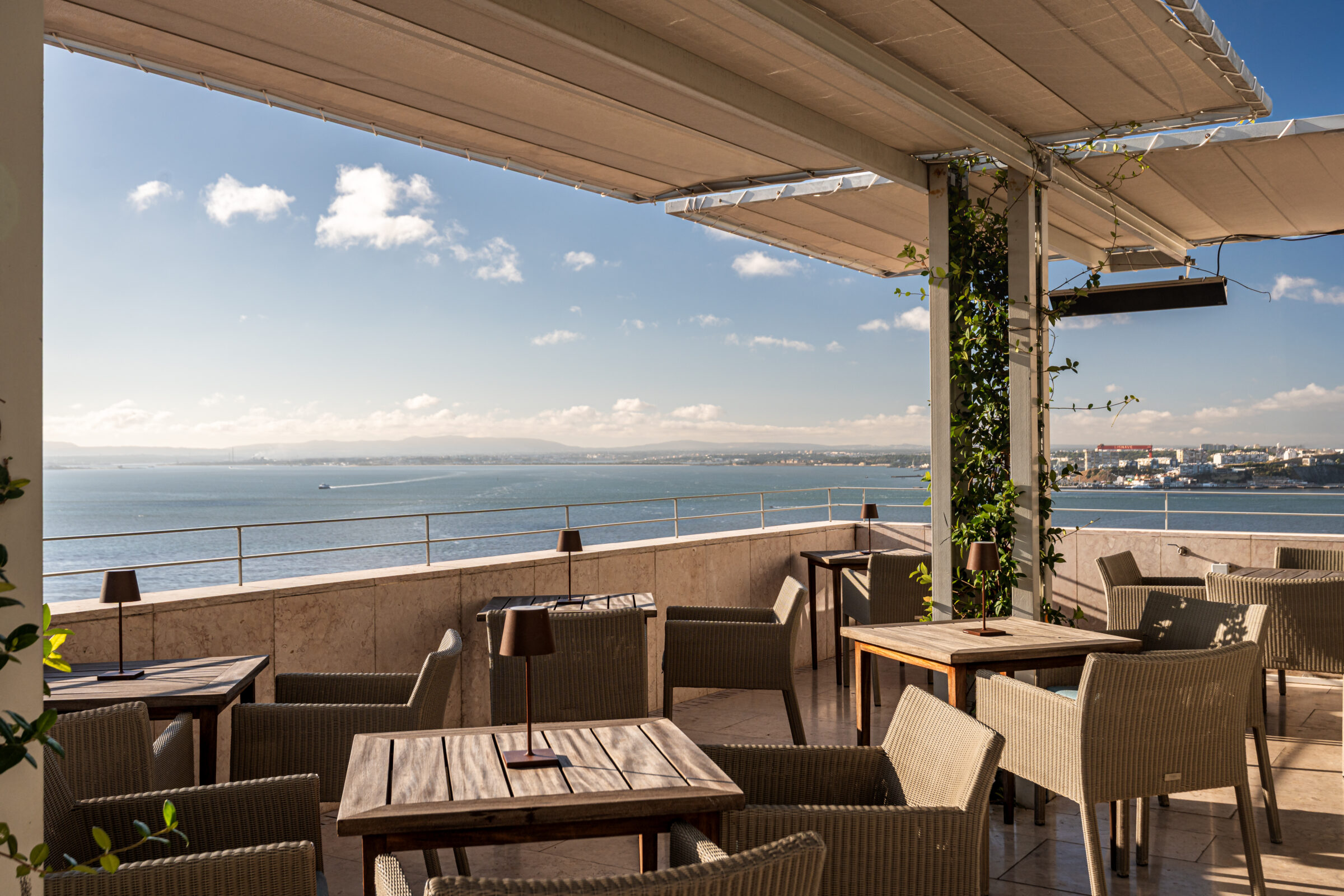 RoofTop Bar_RiverView_Palacio Verride